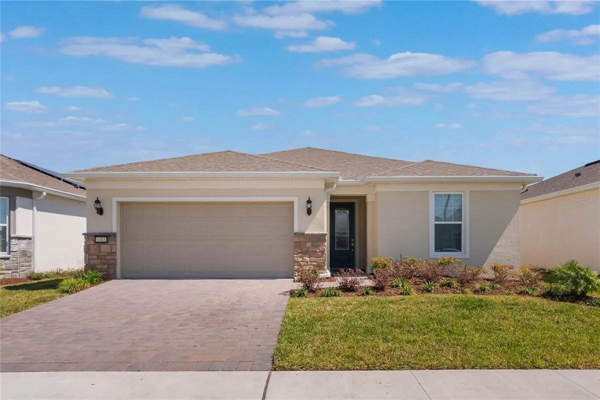 Property Slideshow image 1 of 22 | 6403 shimmering shores ln, Saint Cloud, FL, 34771