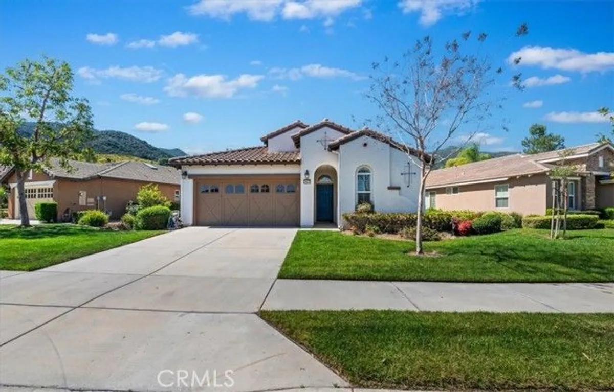 Property Slideshow image 1 of 42 | 24479 chamois ln, Corona, CA, 92883