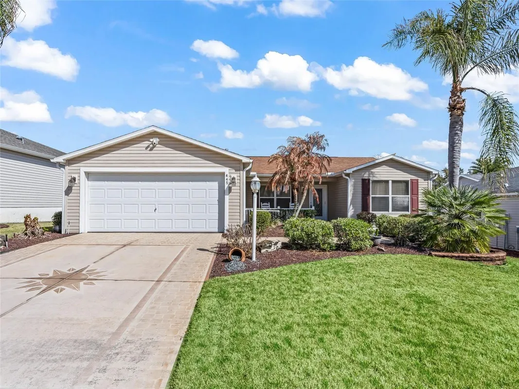 Property Slideshow image 1 of 40 | 445 keyhole st, The Villages, FL, 32162