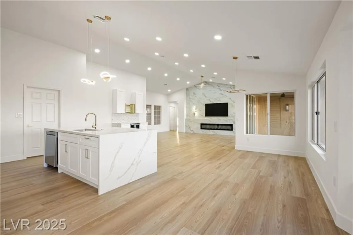 Property Slideshow image 1 of 44 | 2808 crown ridge dr, Las Vegas, NV, 89134