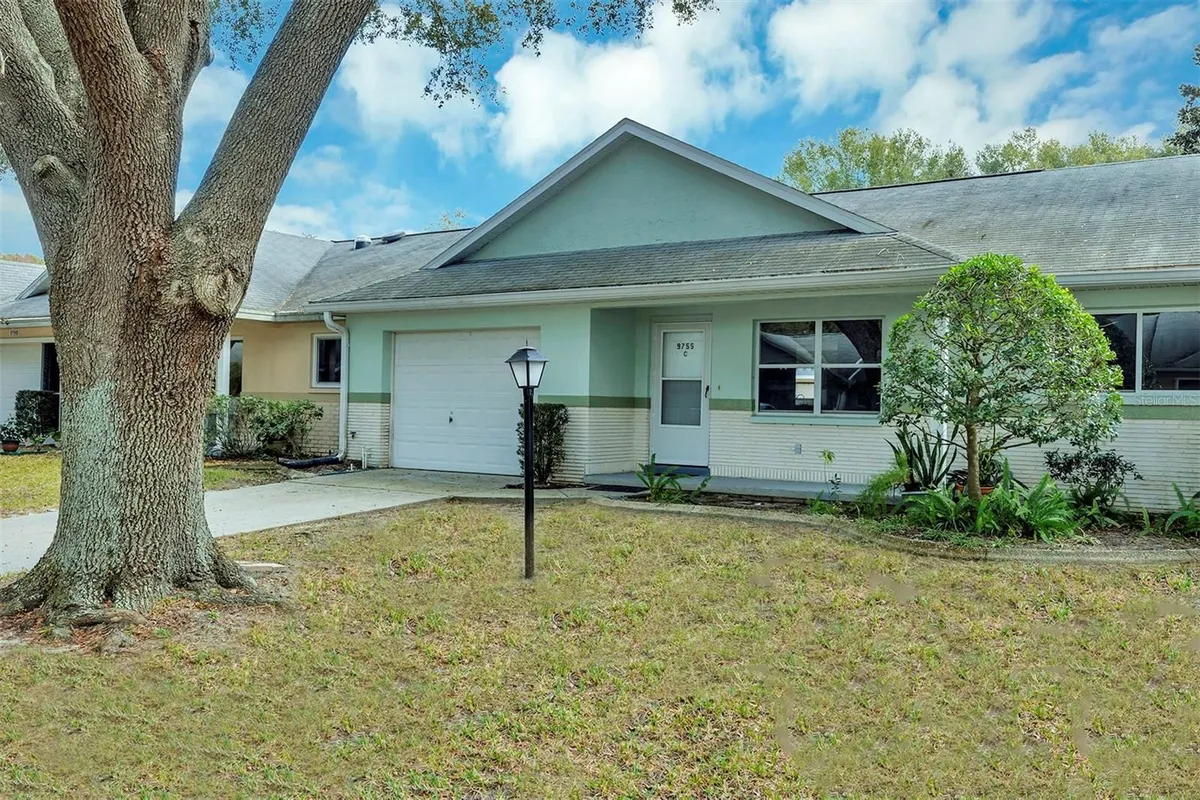 Property Slideshow image 1 of 42 | 9755 sw 94th ter c, Ocala, FL, 34481