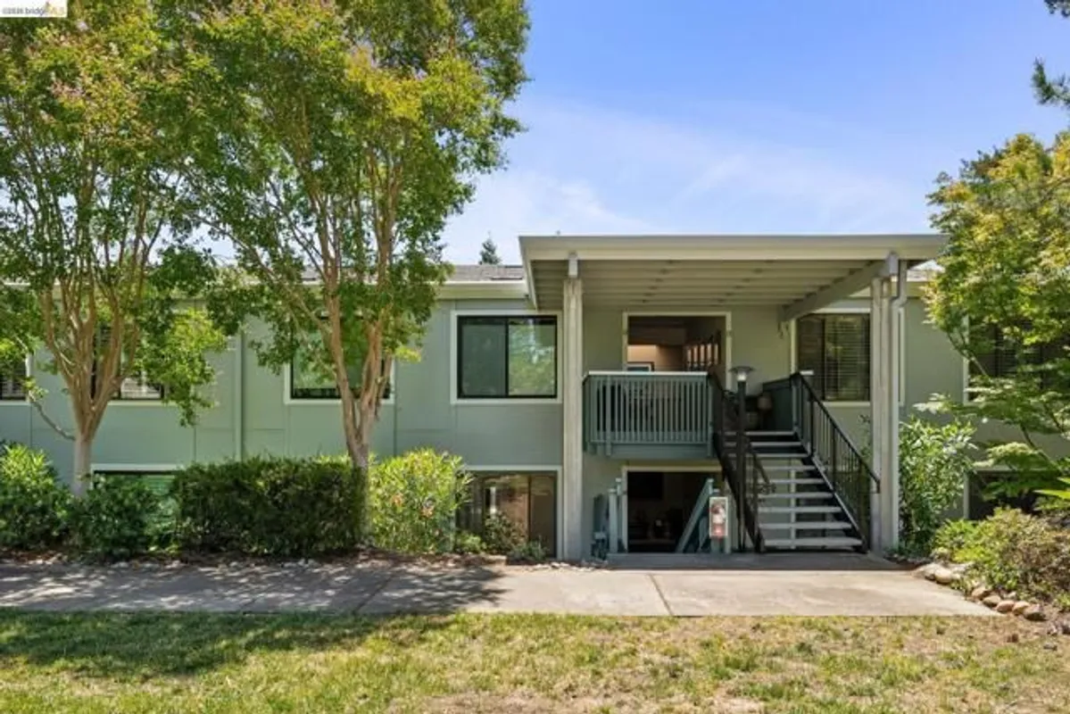 Property Slideshow image 1 of 49 | 2925 golden rain rd 14, Walnut Creek, CA, 94595