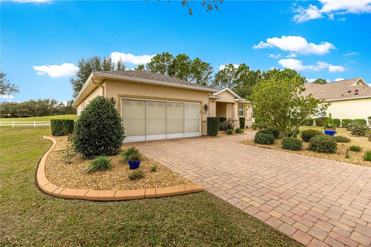 Property Slideshow image 1 of 61 | 8773 sw 83rd court rd, Ocala, FL, 34481