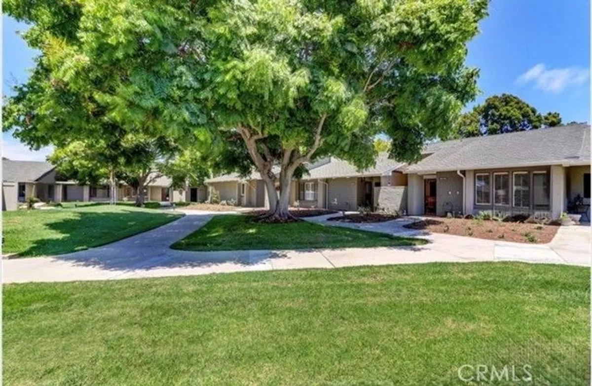 Property Slideshow image 1 of 63 | 8932 biscayne ct 1320-c, Huntington Beach, CA, 92646