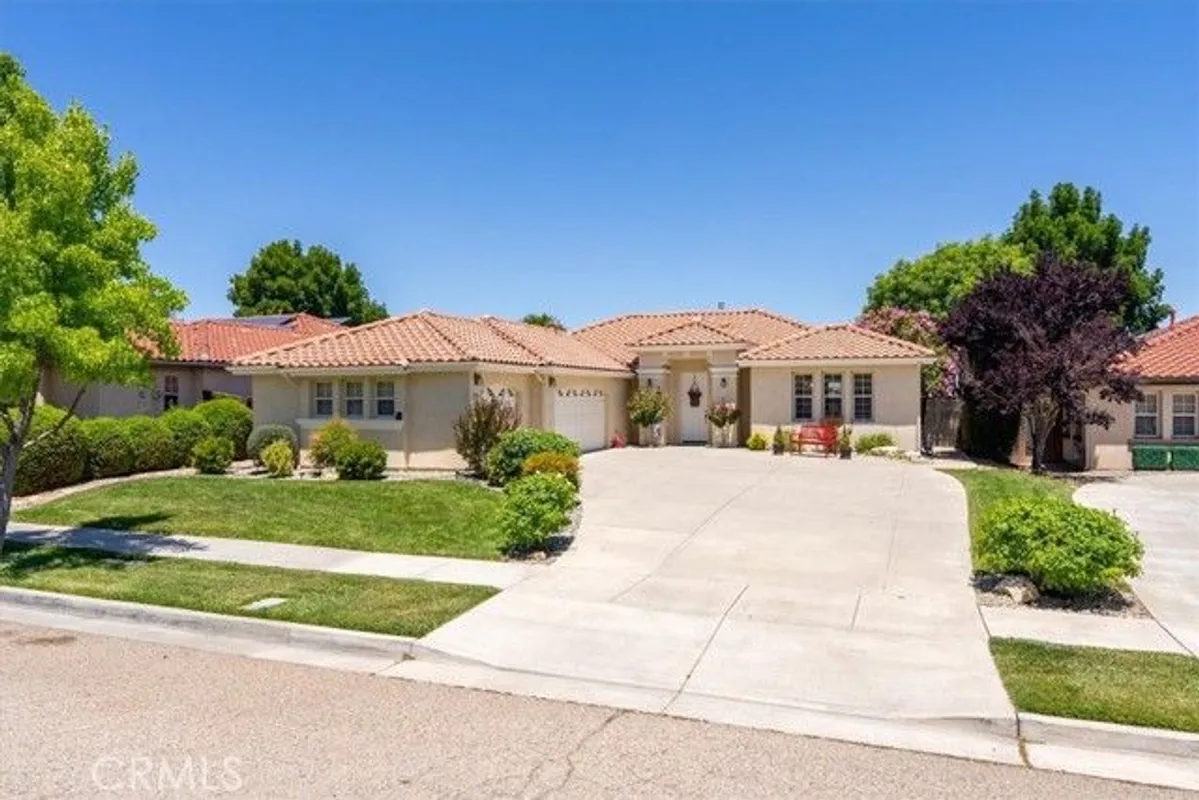 Property Slideshow image 1 of 39 | 721 lenox ct, Paso Robles, CA, 93446