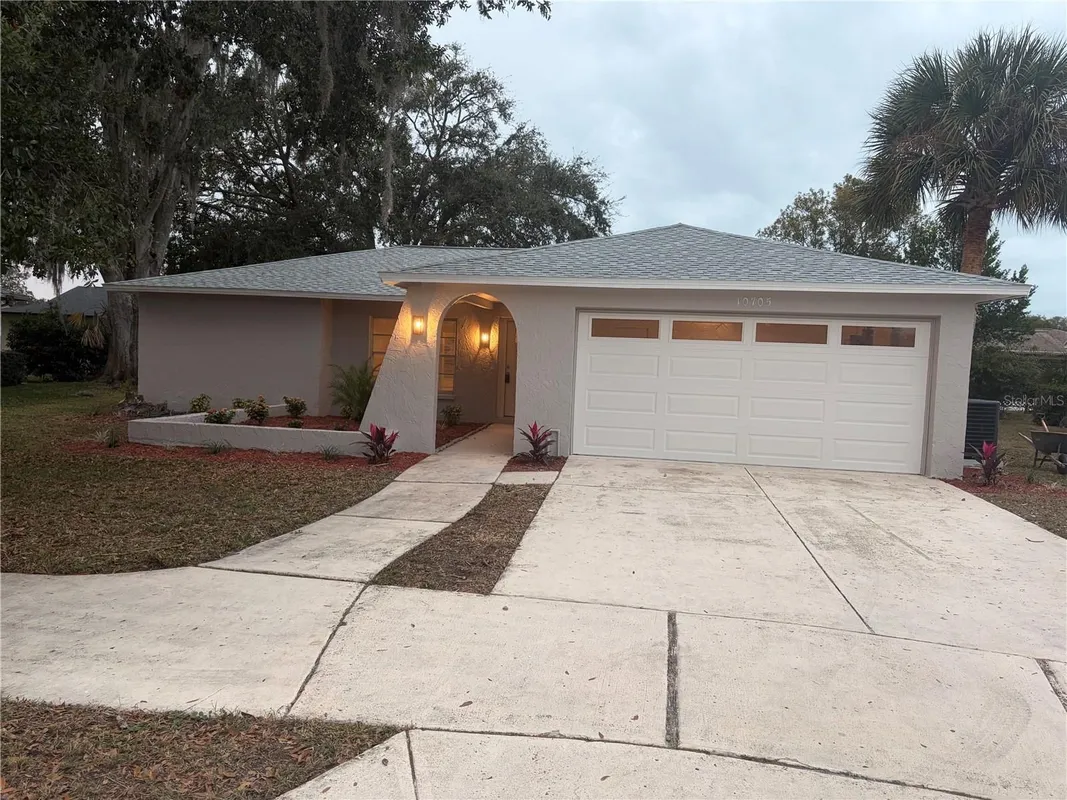 Property Slideshow image 1 of 24 | 10705 tonapa loop, Port Richey, FL, 34668