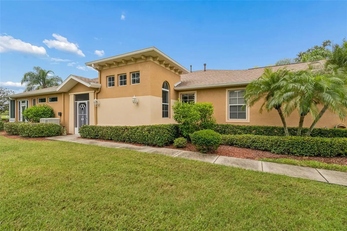 Property Slideshow image 1 of 36 | 1105 jameson greens dr 1105, Sun City Center, FL, 33573