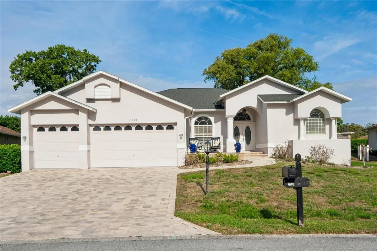 Property Slideshow image 1 of 94 | 2047 overbrook ln, Spring Hill, FL, 34606
