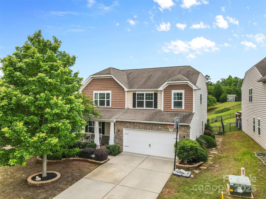 Property Slideshow image 1 of 39 | 2042 newport dr, Indian Land, SC, 29707