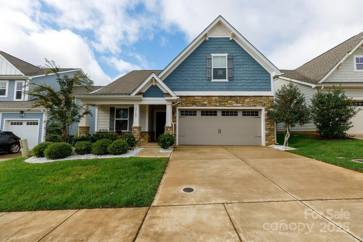 Property Slideshow image 1 of 45 | 50109 robins nest ln, Lancaster, SC, 29720
