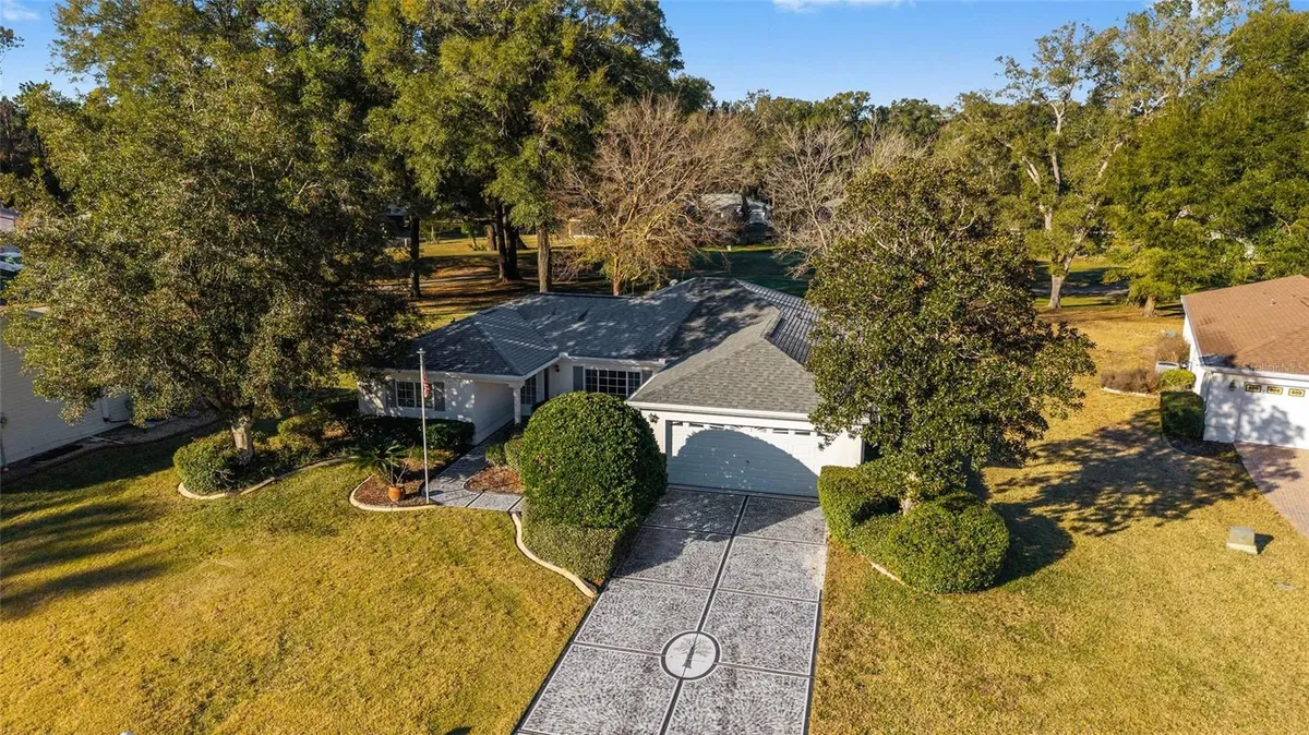 Property Slideshow image 1 of 67 | 14176 sw 111th ct, Dunnellon, FL, 34432