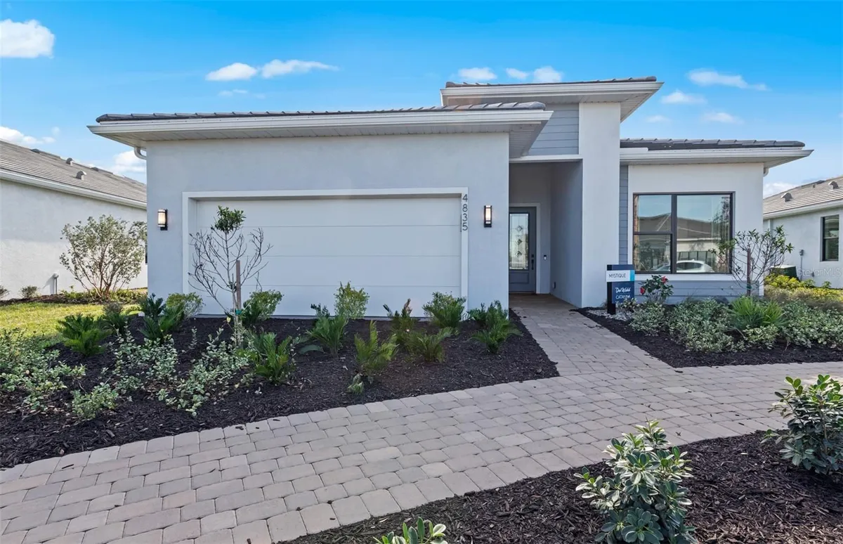 Property Slideshow image 1 of 21 | 4950 ribbon rock cv, Lakewood Ranch, FL, 34211