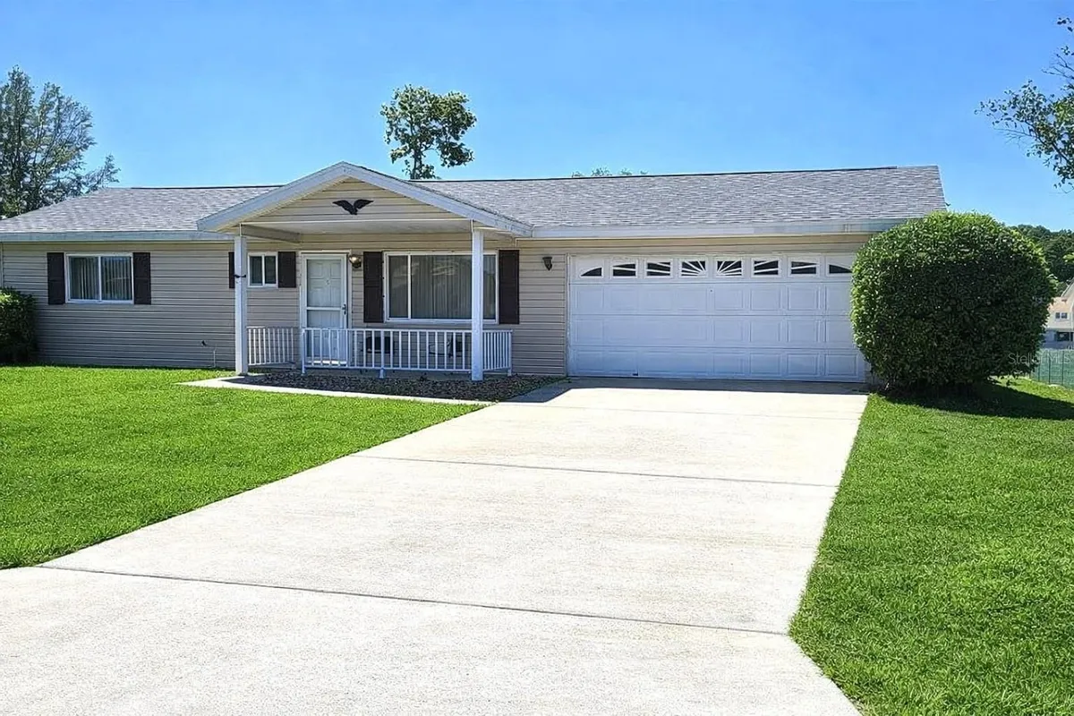 Property Slideshow image 1 of 32 | 10838 sw 78th ct, Ocala, FL, 34476