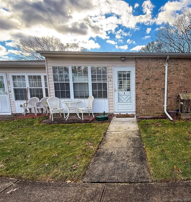 Property Slideshow image 1 of 13 | 423 woodbridge dr b, Ridge, NY, 11961