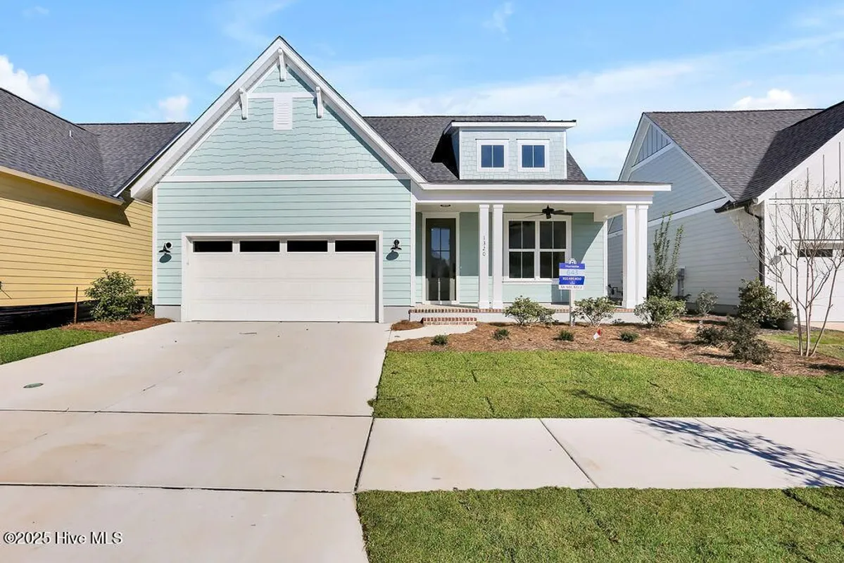Property Slideshow image 1 of 32 | 1320 trisail ter, Wilmington, NC, 28412