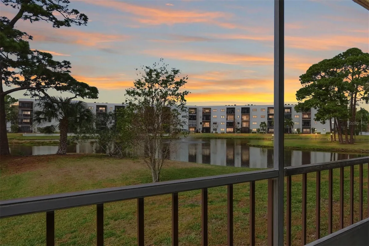Property Slideshow image 1 of 39 | 6188 80th st 101, St Petersburg, FL, 33709