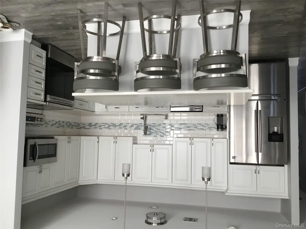 Property Slideshow image 1 of 9 | 103 narragansett villas dr, Babylon, NY, 11757