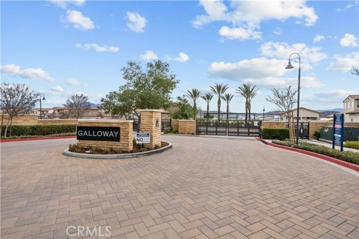 Property Slideshow image 1 of 31 | 20552 galloway dr, Saugus, CA, 91350