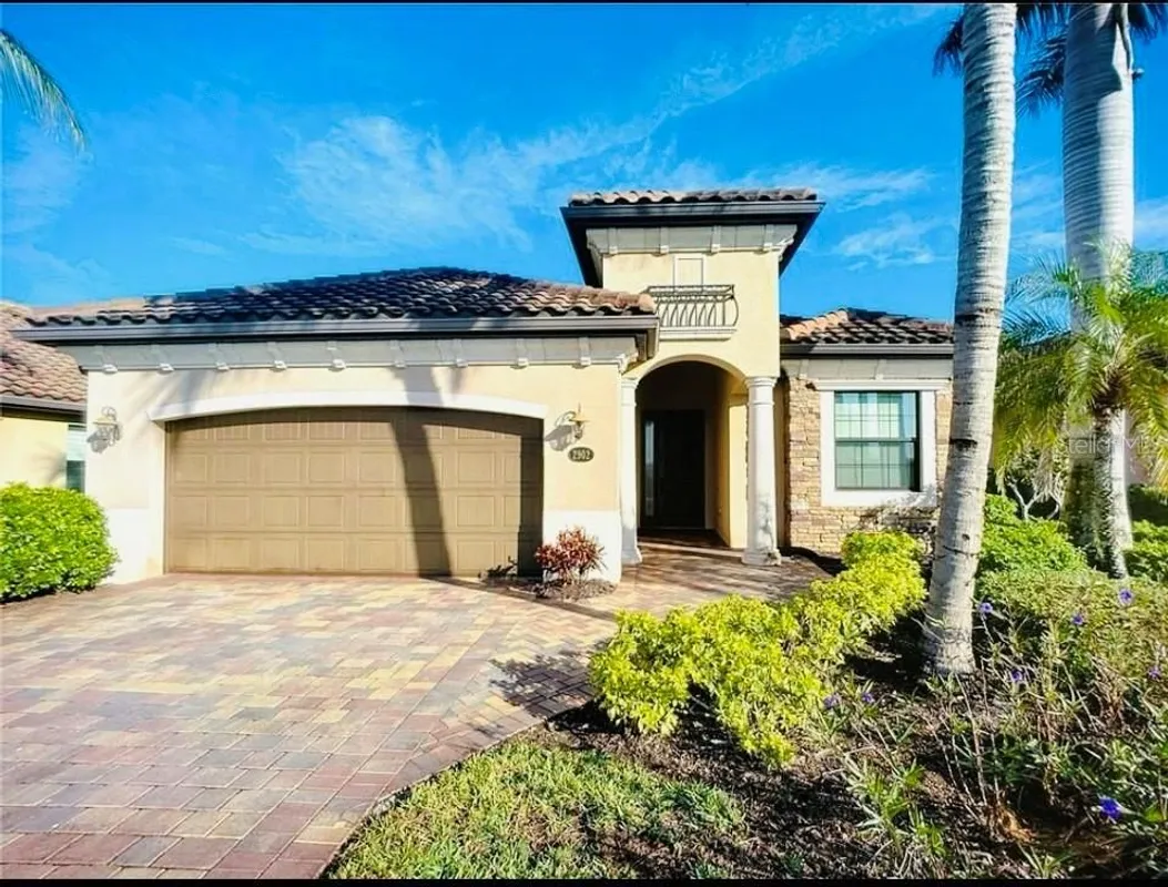 Property Slideshow image 1 of 61 | 2902 aviamar cir, Naples, FL, 34114