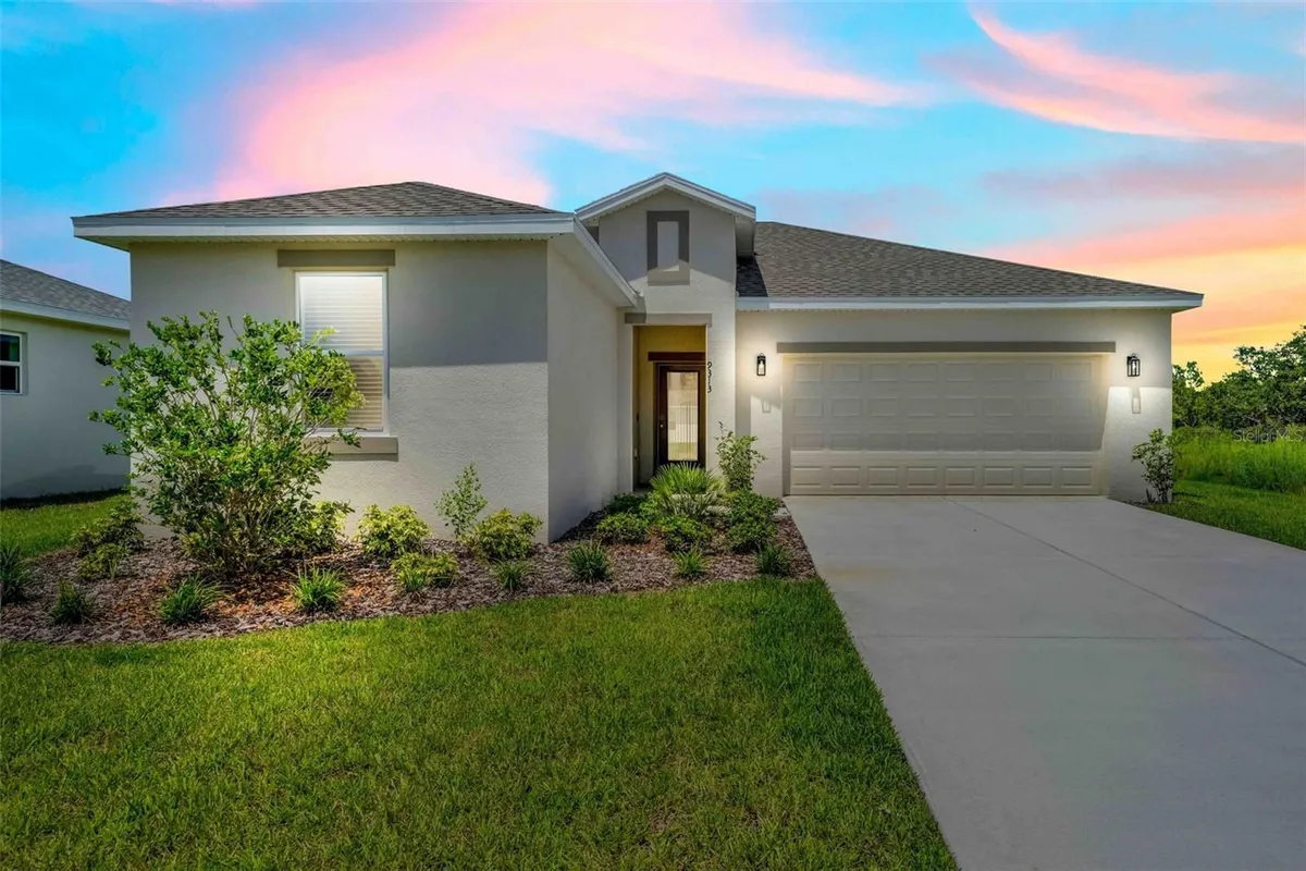 Property Slideshow image 1 of 76 | 9313 gentle ben ct, Weeki Wachee, FL, 34613