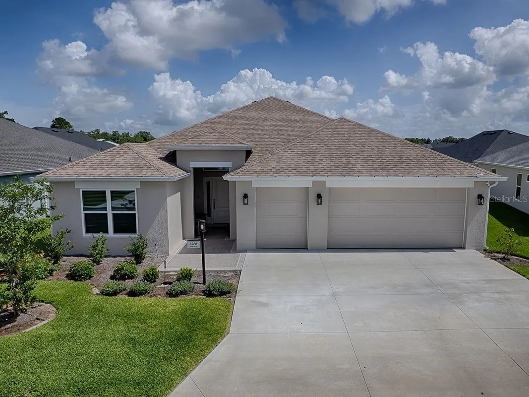 Property Slideshow image 1 of 47 | 4258 widmann pl, The Villages, FL, 32163
