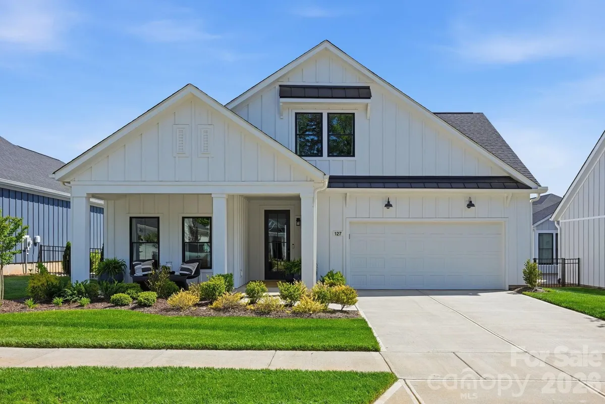 Property Slideshow image 1 of 32 | 127 lake cove way, Mooresville, NC, 28115
