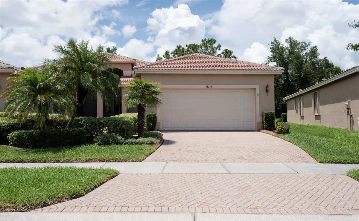 Property Slideshow image 1 of 37 | 16248 amethyst key dr drive, Wimauma, FL, 33598