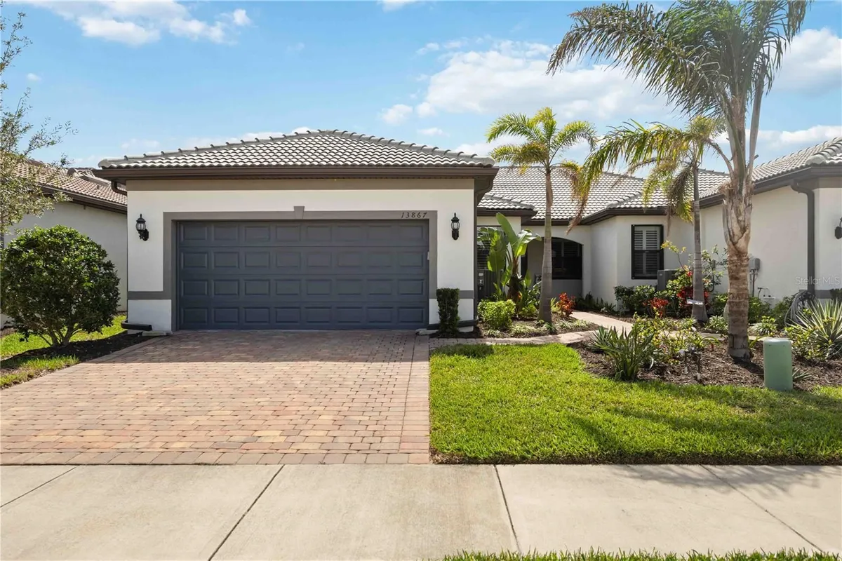 Property Slideshow image 1 of 65 | 13867 vadini st, Venice, FL, 34293