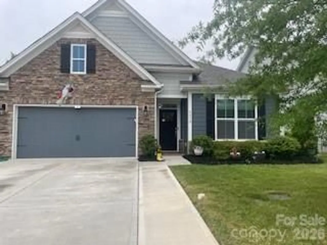 Property Slideshow image 1 of 48 | 4450 streamside rd, Denver, NC, 28037