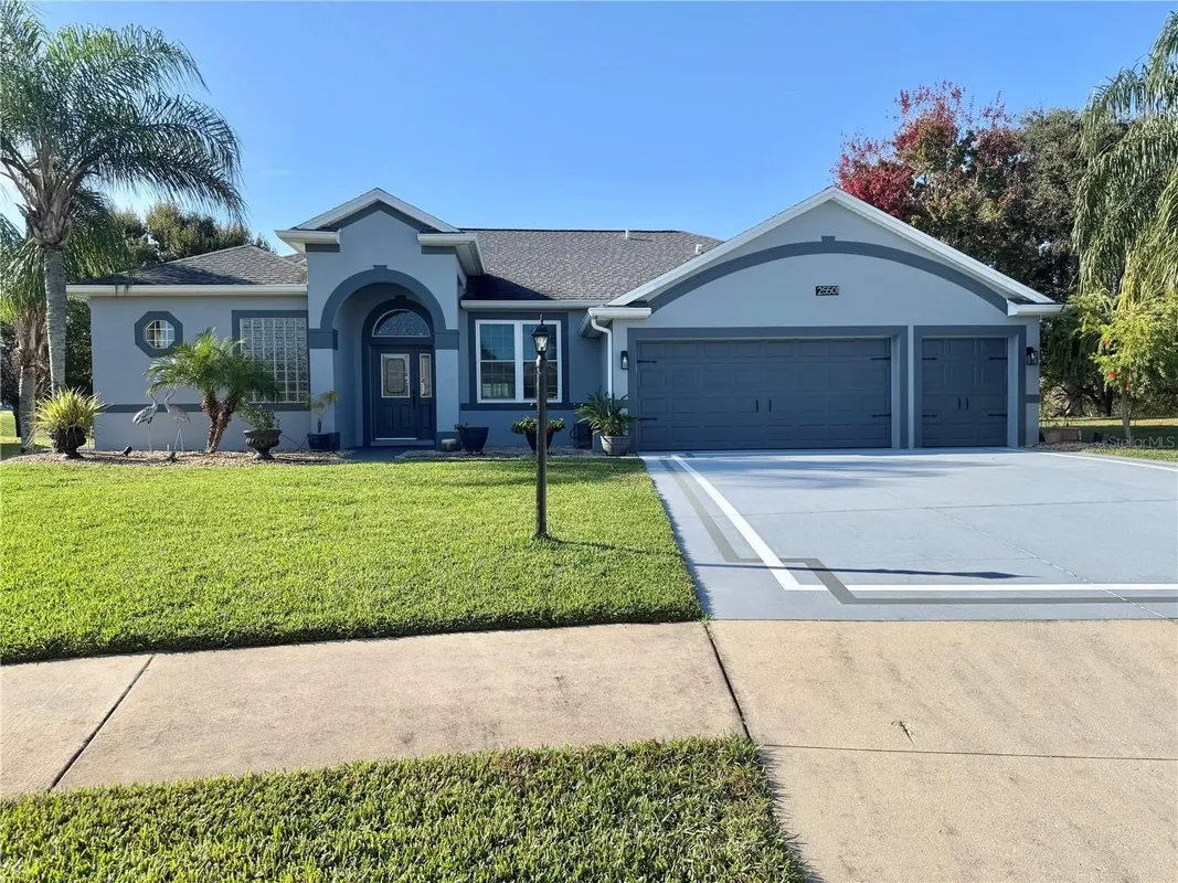 Property Slideshow image 1 of 98 | 25501 maurepas ln, Leesburg, FL, 34748