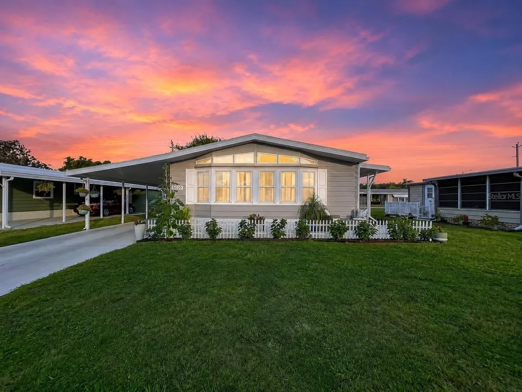 Property Slideshow image 1 of 65 | 5020 forest crest dr, Lakeland, FL, 33810