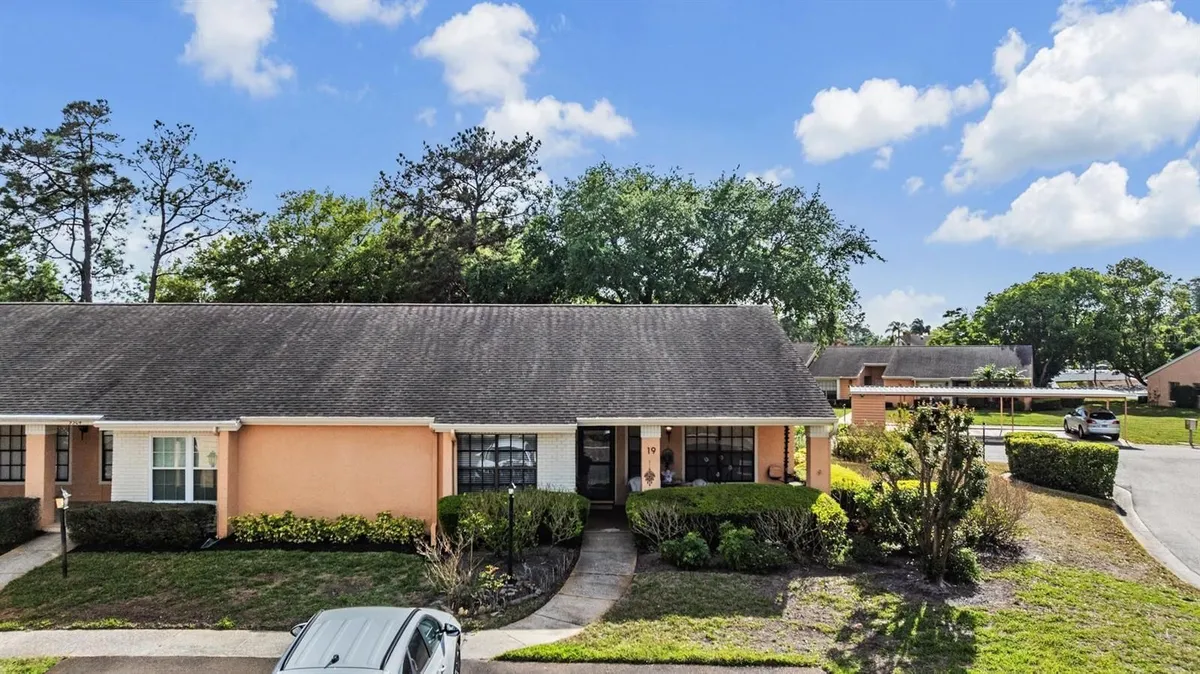Property Slideshow image 1 of 41 | 9302 trowbridge ct, New Port Richey, FL, 34655