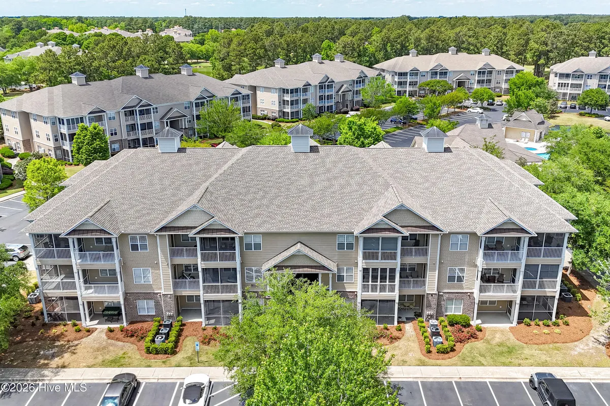 Property Slideshow image 1 of 57 | 221 woodlands way 19, Calabash, NC, 28467