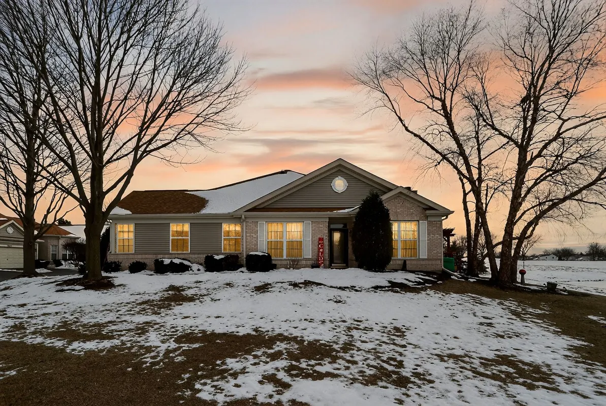 Property Slideshow image 1 of 44 | 21521 w juniper ct, Plainfield, IL, 60544