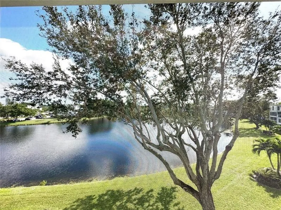 Property Slideshow image 1 of 62 | 3116 cambridge e unit e, Deerfield Beach, FL, 33442