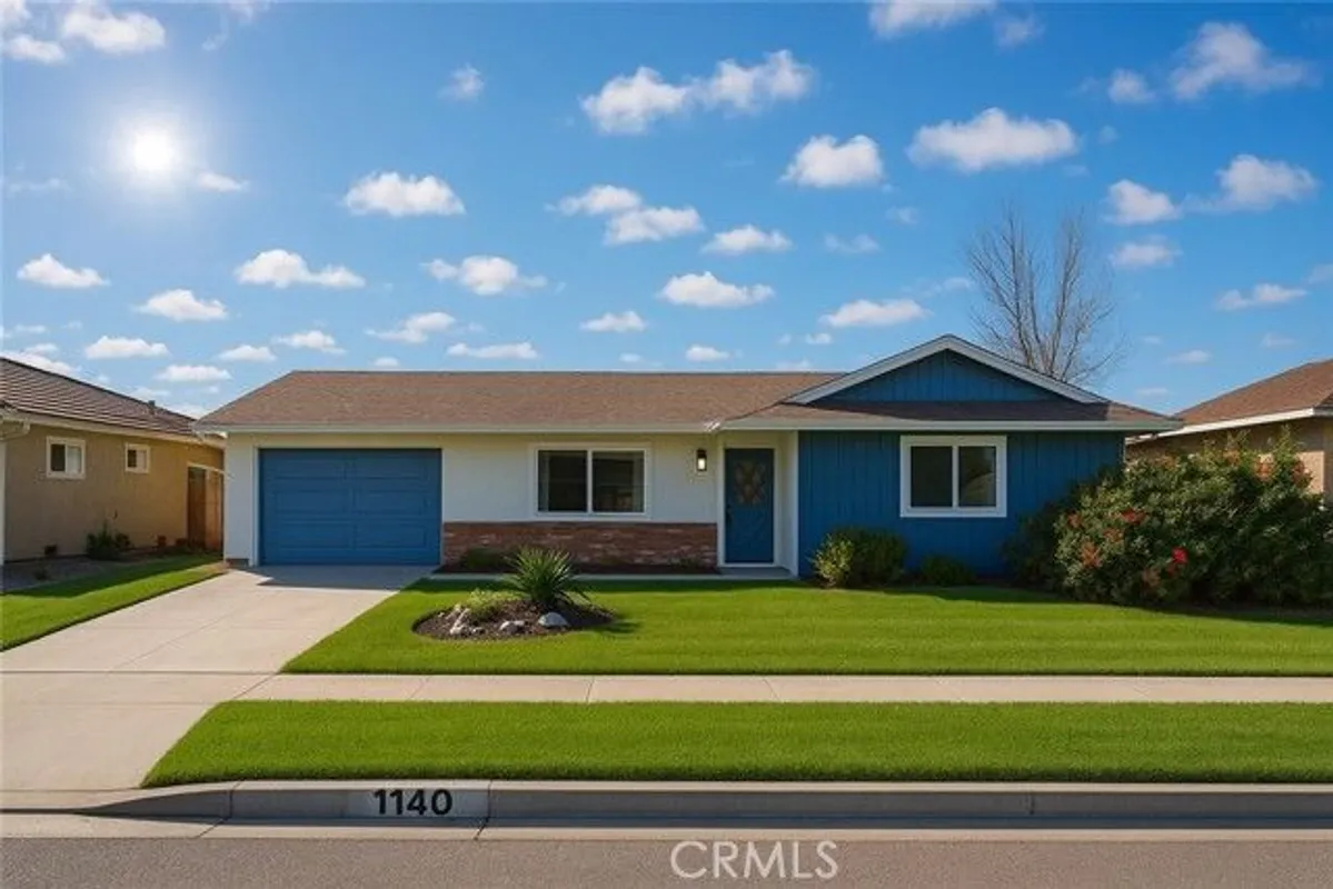 Property Slideshow image 1 of 8 | 1140 w westmont ave, Hemet, CA, 92543