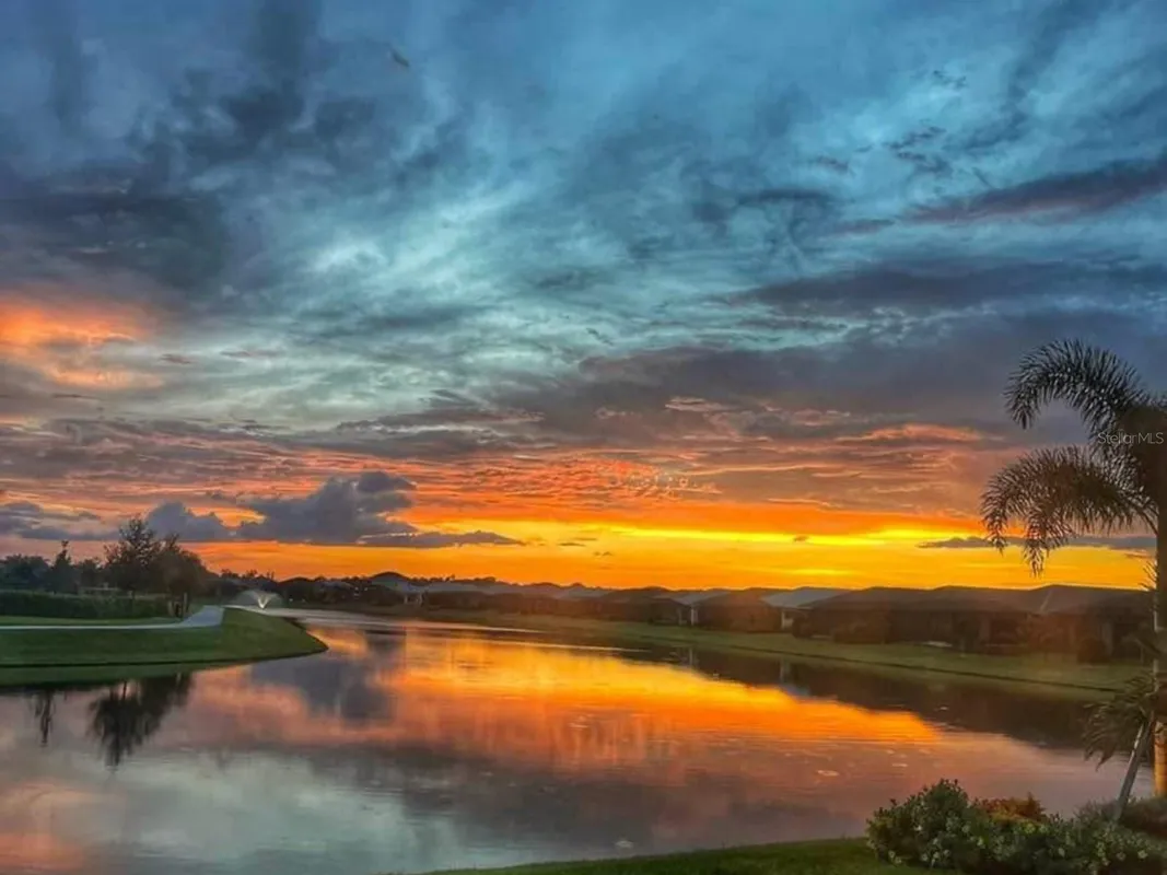 Property Slideshow image 1 of 47 | 4925 surfside cir, Bradenton, FL, 34211