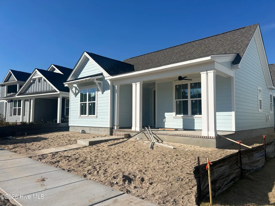 Property Slideshow image 1 of 39 | 388 longhill dr, Wilmington, NC, 28412