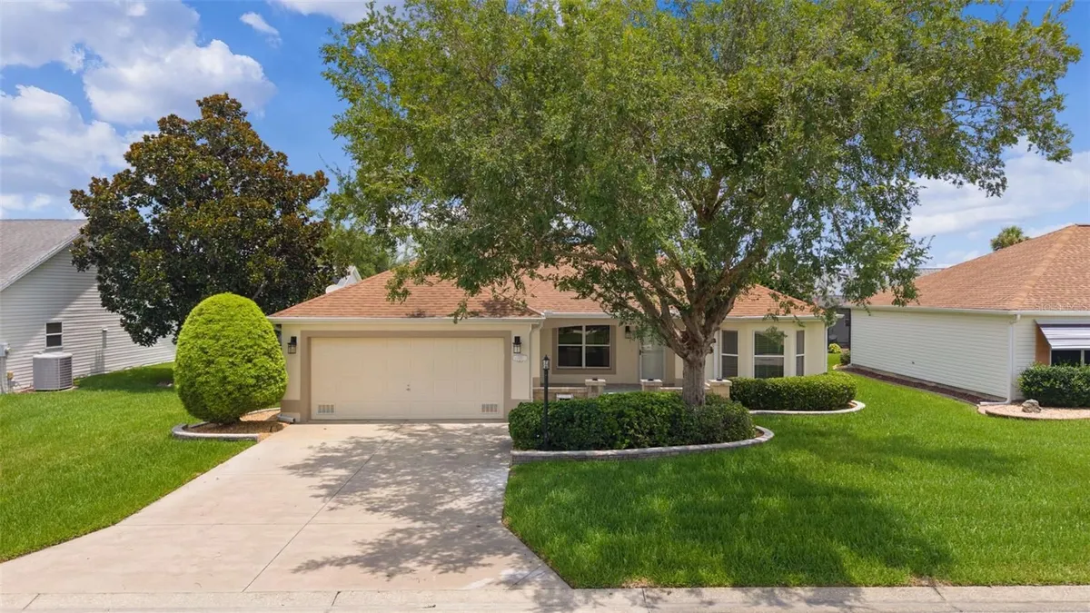 Property Slideshow image 1 of 20 | 1213 el esparza ln, The Villages, FL, 32159