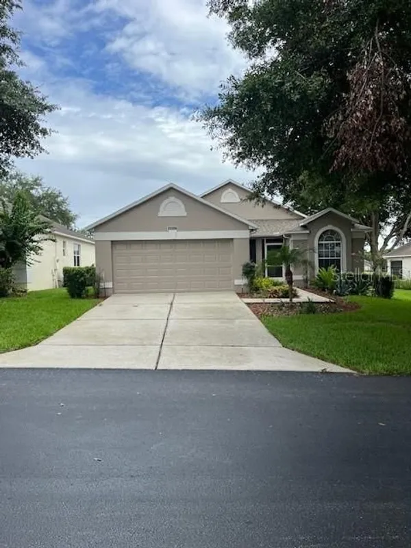 Property Slideshow image 1 of 23 | 4012 capland ave, Clermont, FL, 34711