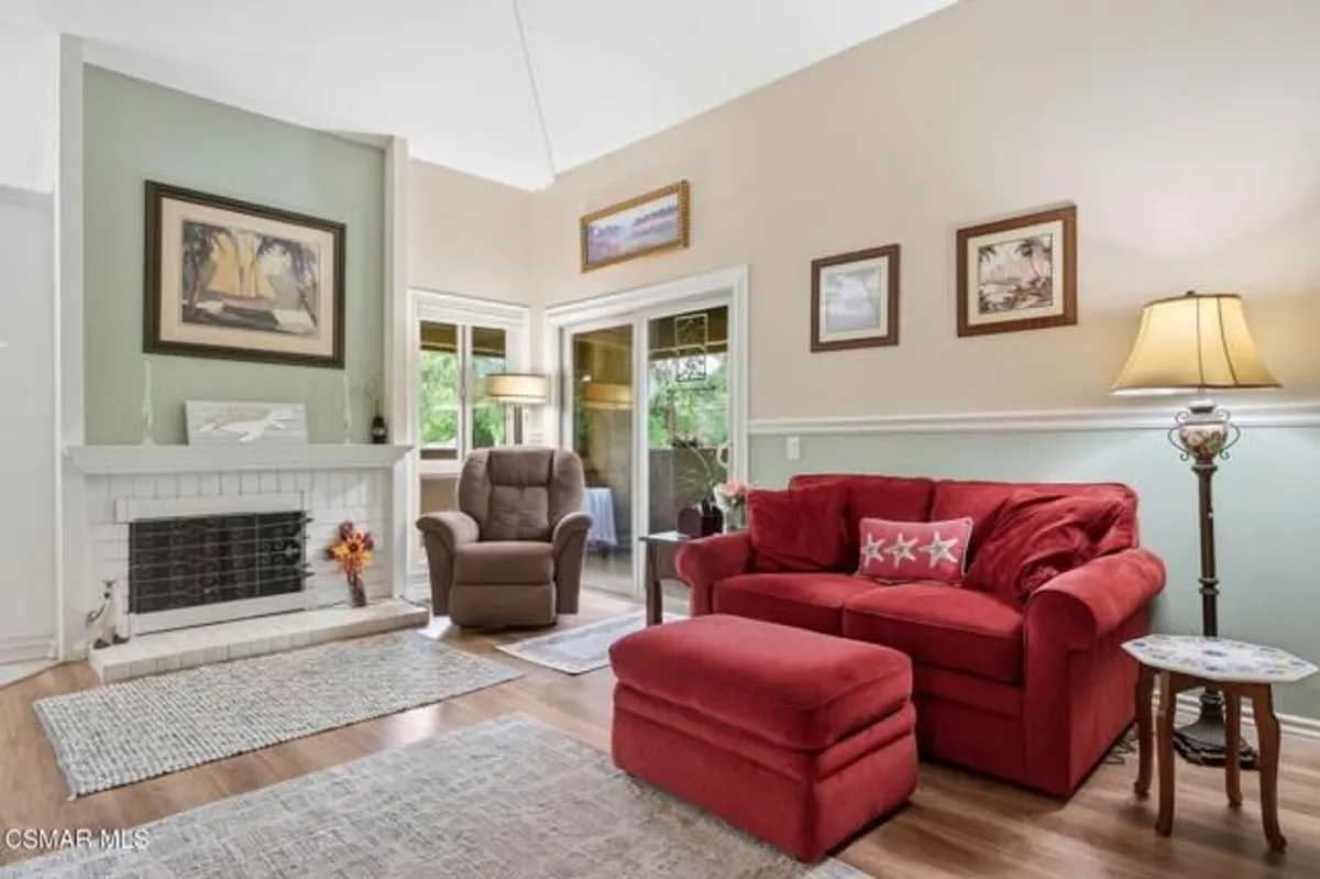 Property Slideshow image 1 of 24 | 460 arbor lane ct 202, Thousand Oaks, CA, 91360