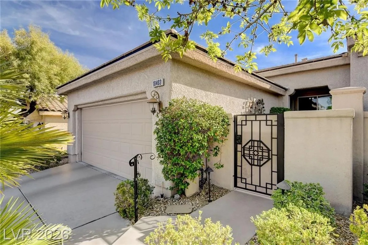 Property Slideshow image 1 of 50 | 10403 premia pl, Las Vegas, NV, 89135