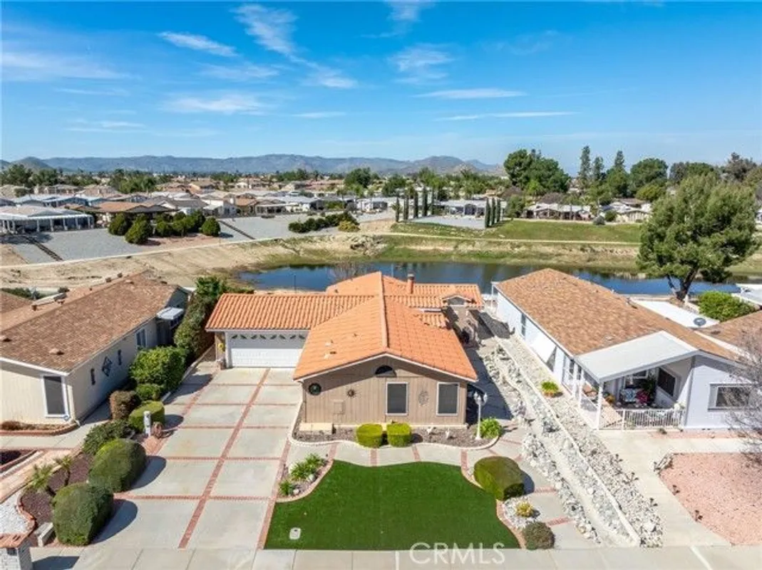 Property Slideshow image 1 of 50 | 2892 peach tree st, Hemet, CA, 92545