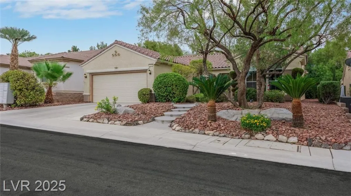 Property Slideshow image 1 of 36 | 2350 little bighorn dr, Henderson, NV, 89052