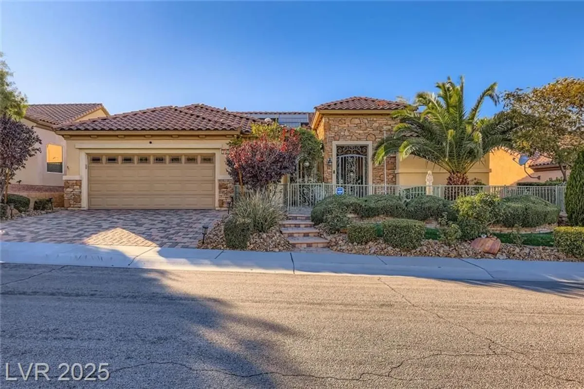 Property Slideshow image 1 of 53 | 2151 bannerwood st, Henderson, NV, 89044