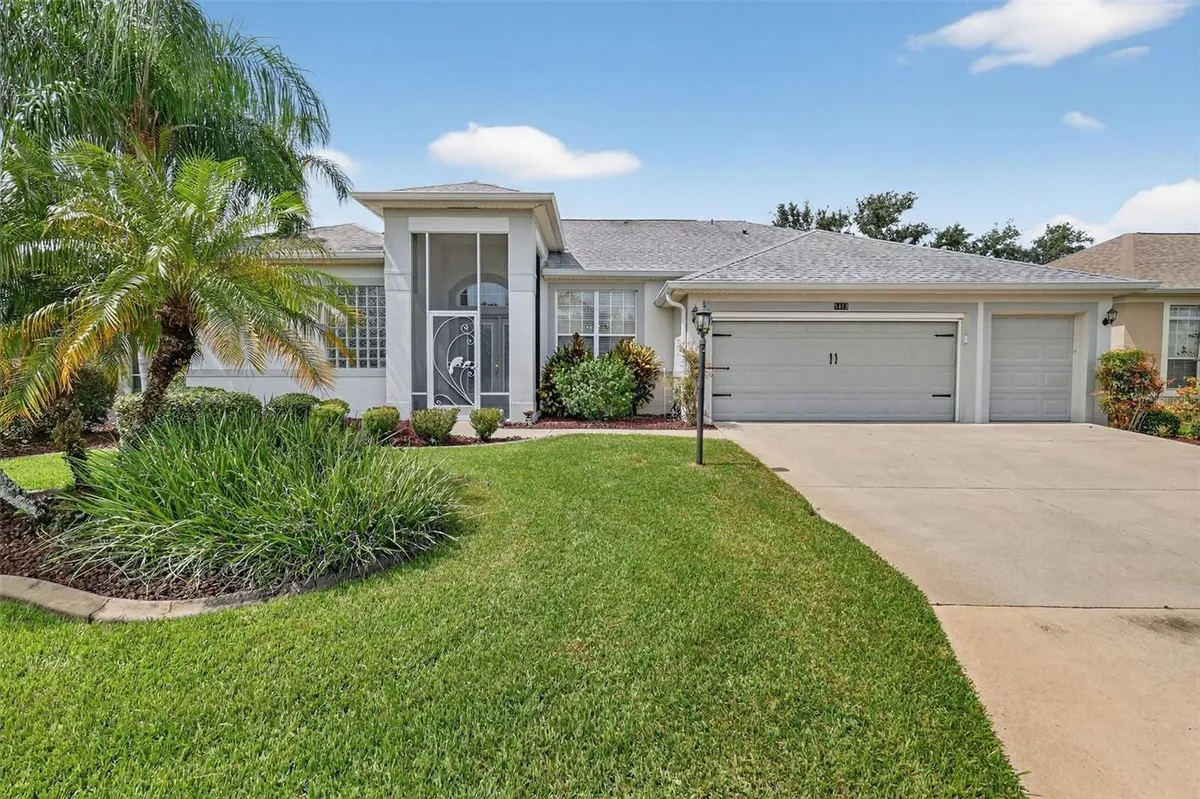 Property Slideshow image 1 of 49 | 5413 barnwell ct, Leesburg, FL, 34748
