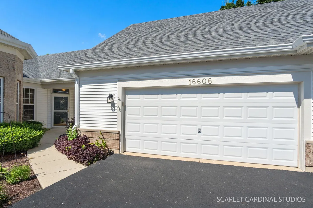 Property Slideshow image 1 of 21 | 16606 buckner pond way, Crest Hill, IL, 60403