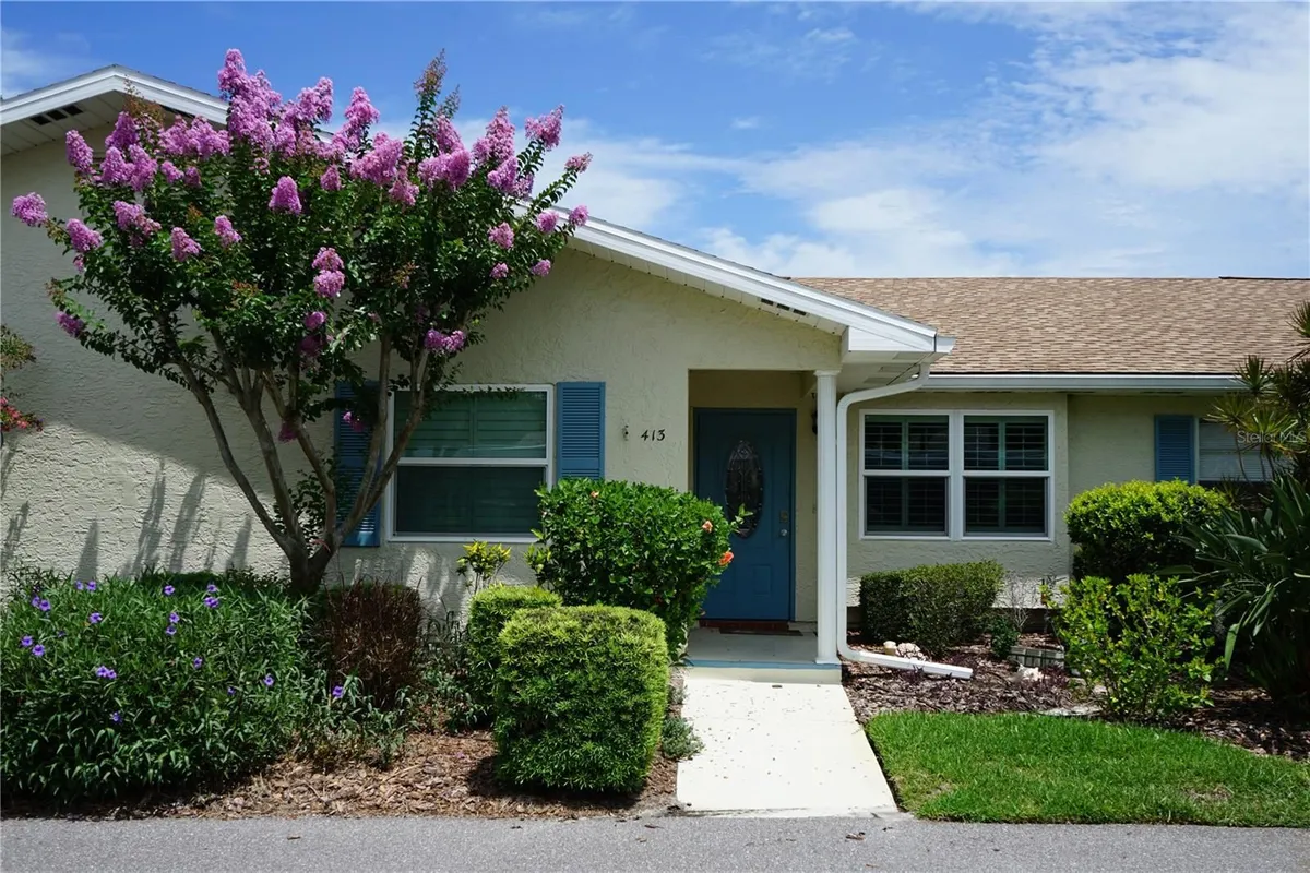Property Slideshow image 1 of 40 | 413 lake point ct # 4b, Sun City Center, FL, 33573