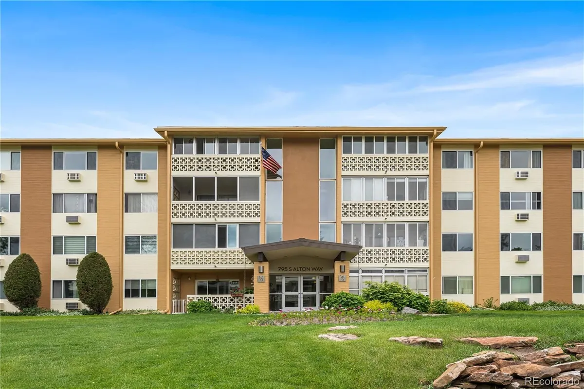 Property Slideshow image 1 of 15 | 795 s alton way 11c, Denver, CO, 80247