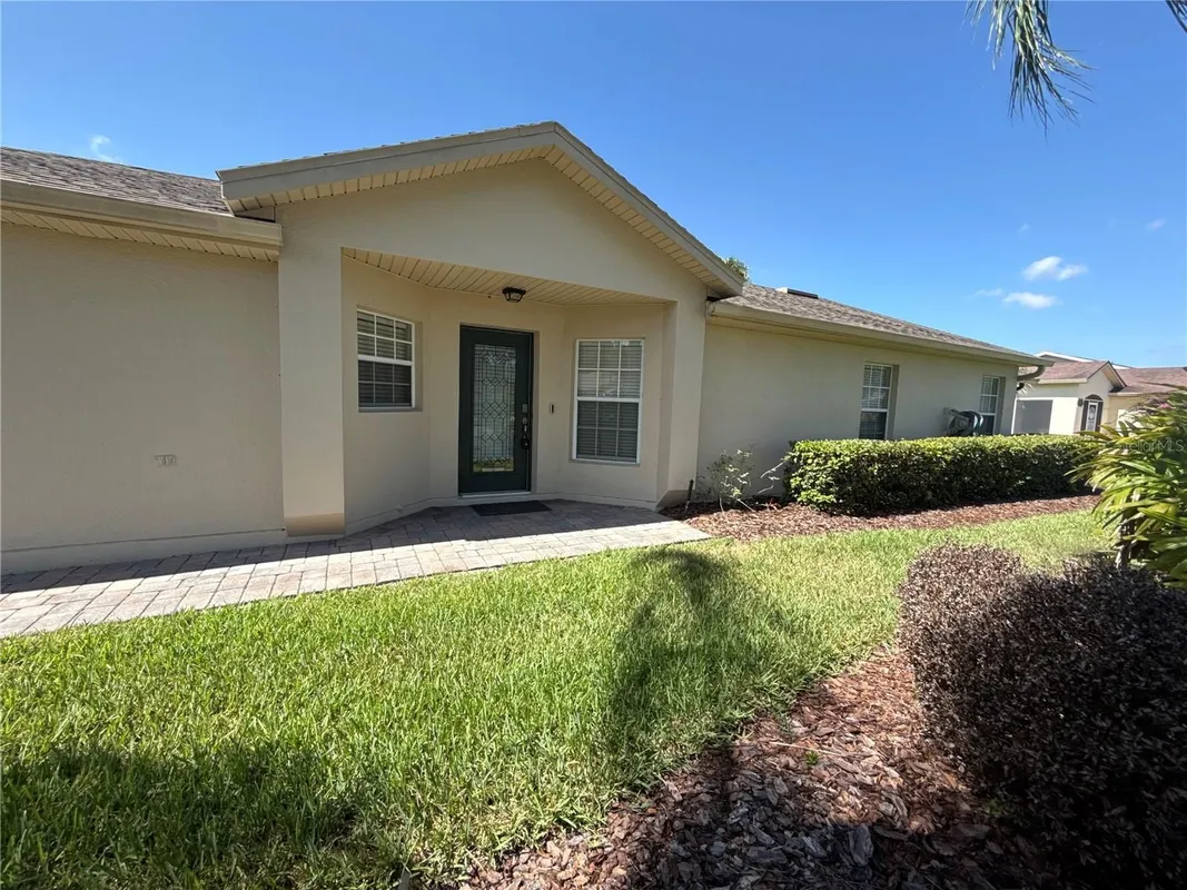 Property Slideshow image 1 of 25 | 674 vineyard way 6747, Poinciana, FL, 34759